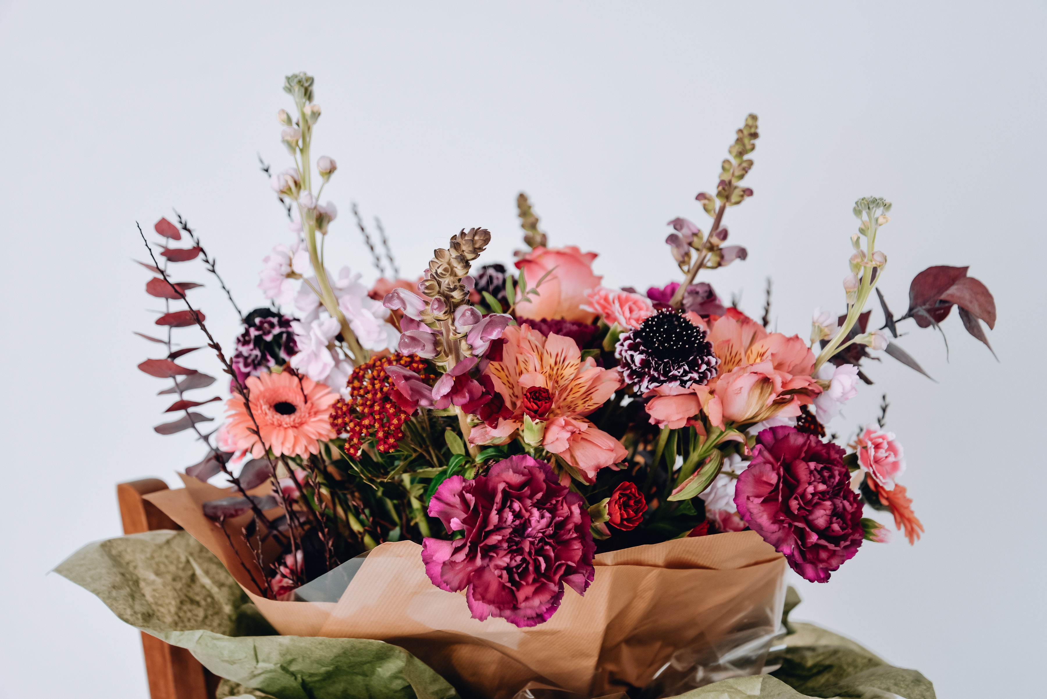 Luxury Romantic Handtied Bouquet Flower Arrangement