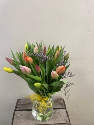 mixed tulip vase Flowers