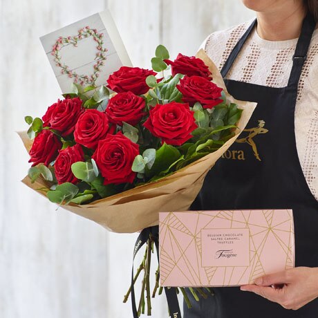 Happy Anniversary Gift Set Flower Arrangement