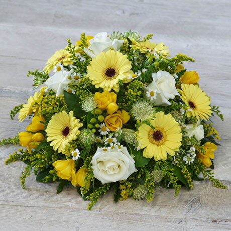 XL Scented Yellow and White Posy size,  inches height and  inches wide.
