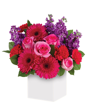 Simply Stunning Flower Arrangement