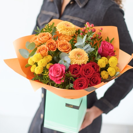 Extra Large size,  inches height and  inches wide.