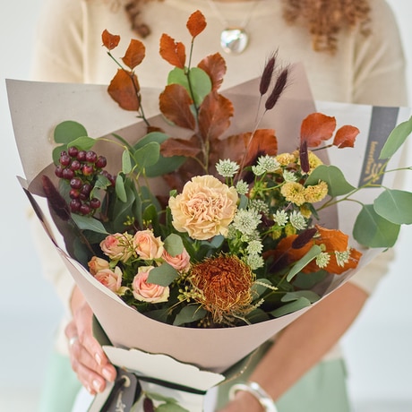 Autumn Trending Gift Box Flower Arrangement