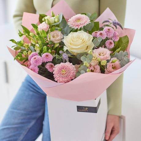 Luxurious Pastel Bouquet Flower Arrangement