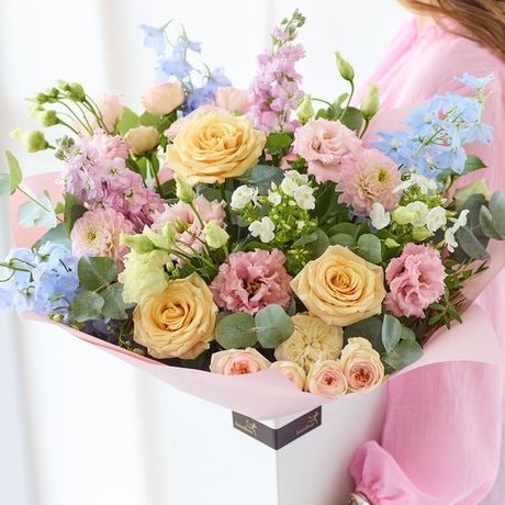 Grand Pastel Bouquet Flower Arrangement