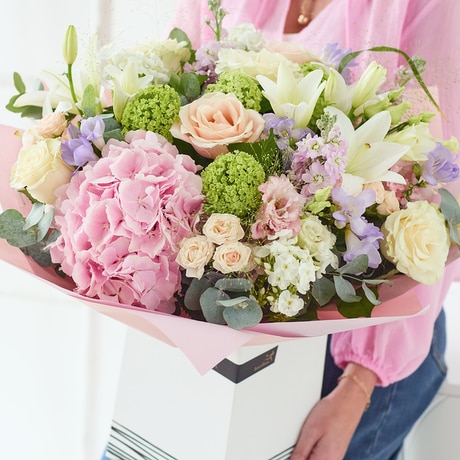 Magnificent Pastel Bouquet Flower Arrangement