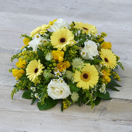 L Scented Yellow and White Posy size,  inches height and  inches wide.
