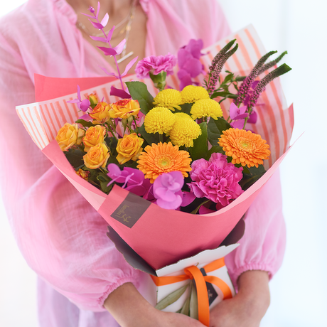 Bright Summer Trending Gift Box Flower Arrangement
