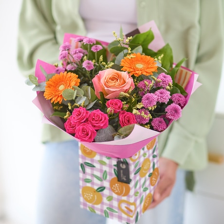 Bright Mother's Day Gift Box Flower Arrangement