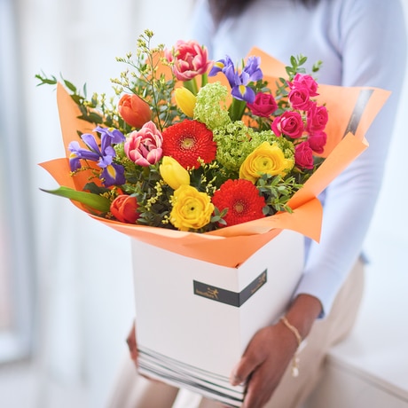 Lovely Classic Spring Bouquet Flower Arrangement