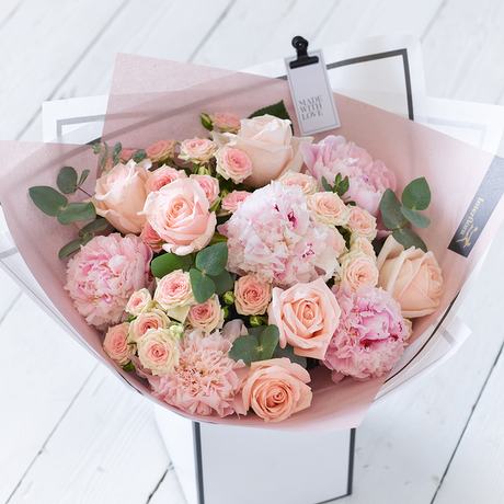 Luxury Beautifully Simple Peony Bouquet Flower Arrangement