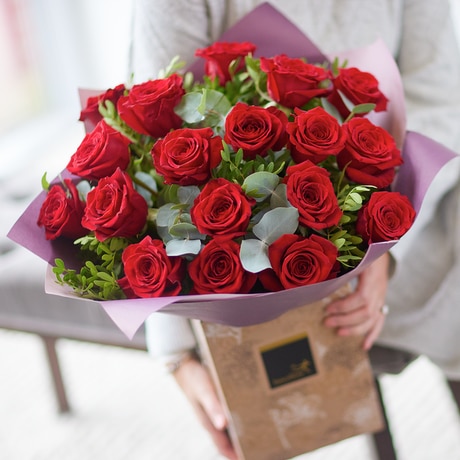 Sumptuous Large-headed 18 Red Rose Bouquet size,  inches height and  inches wide.
