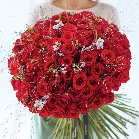 Luxury 100 Red Roses Flower Arrangement
