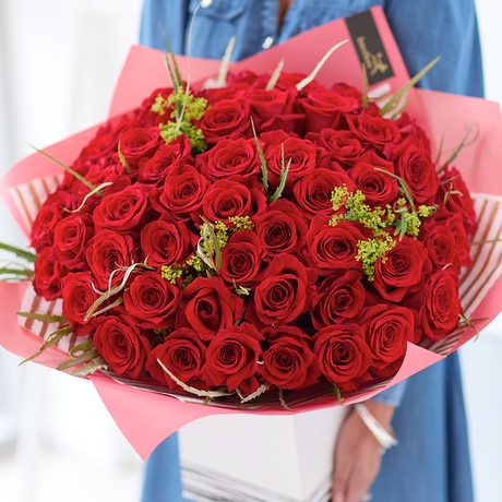 Valentine's Day Luxury 50 Red Roses Flower Arrangement