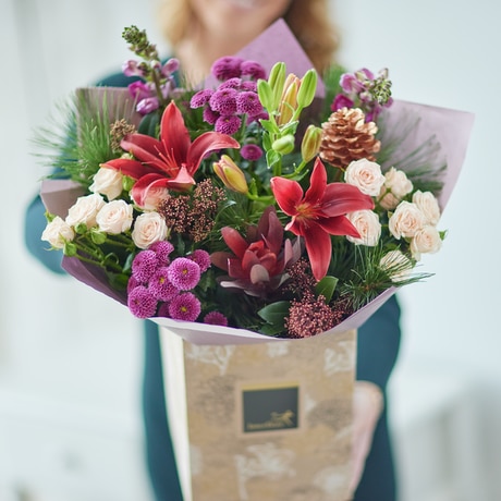 Winter Trending Bouquet Flower Arrangement