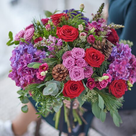 Spectacular Winter Trending Bouquet Flower Arrangement