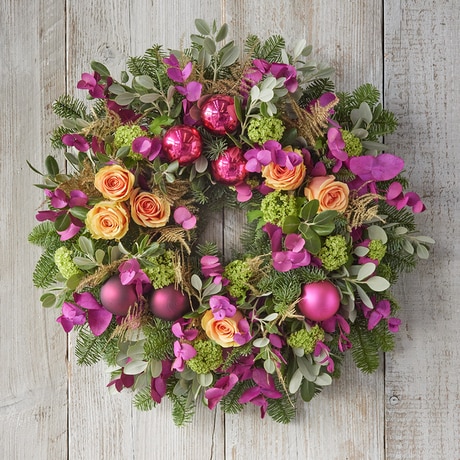 Rich and Vibrant Christmas Wreath Flower Arrangement