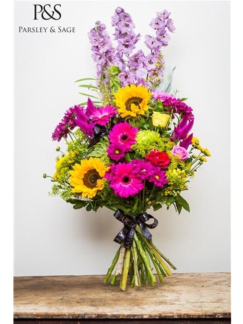 Beautiful and Bright Bouquet Flower Arrangement