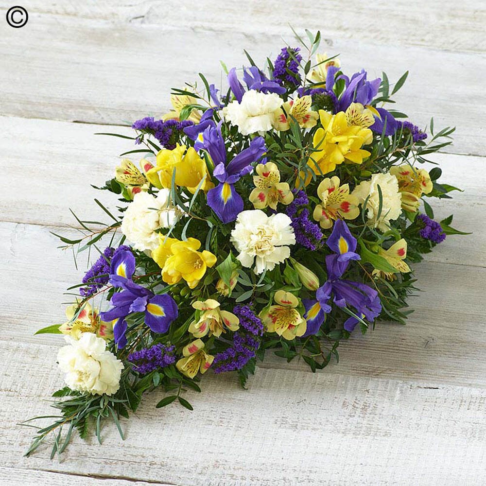 Florists Choice Spray Flower Arrangement