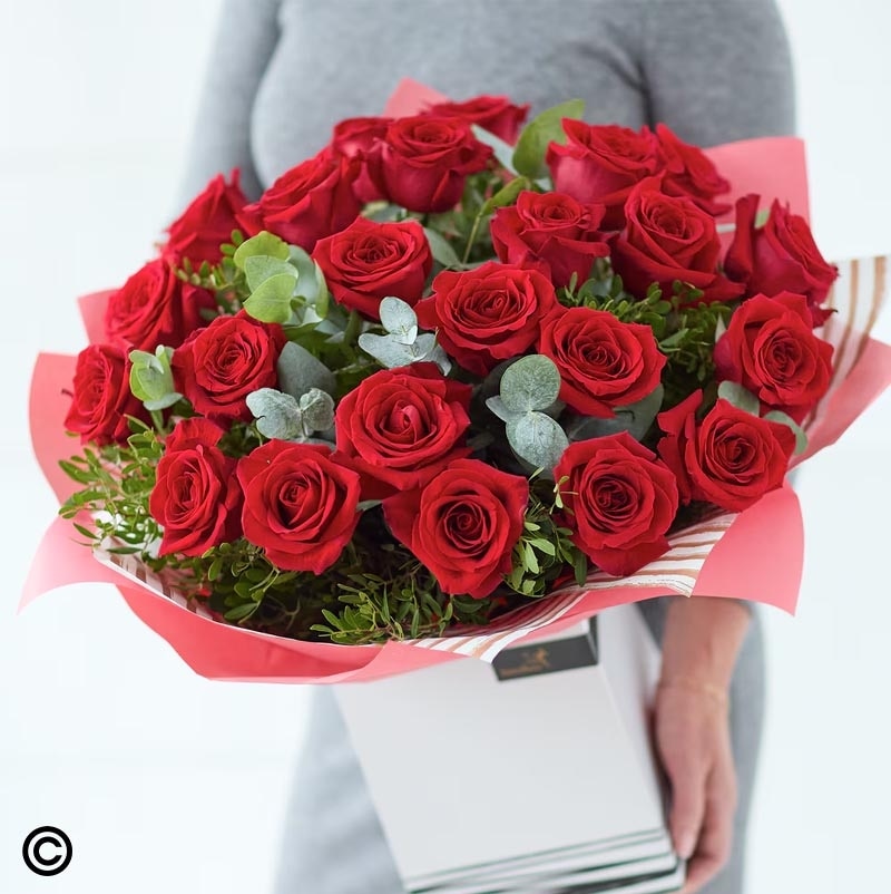 Valentine's Day Luxury 24 Red Roses in Isle of Dogs London - The Flower ...