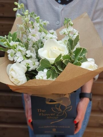 Neutral Handtied Bouquet Bouquet