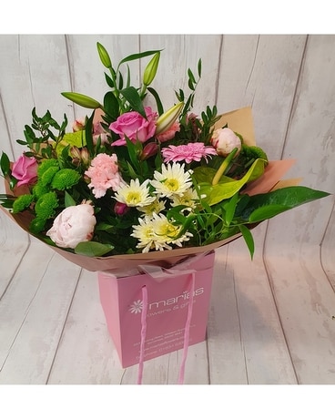 Large Hand Tied / Pink Flower Arrangement