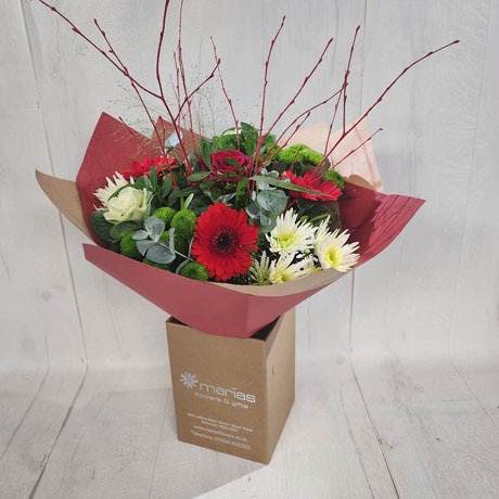 Valentine's Gift Box Flower Arrangement