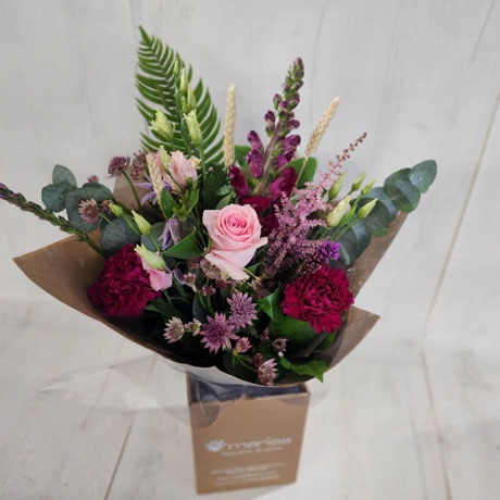 Trending Gift Box Dark Pinks Flower Arrangement