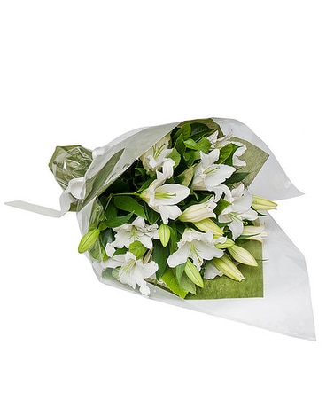 Gift Bouquet - Lilies with rich green foliage Flower Arrangement