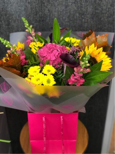 Summer Vibes Flower Arrangement